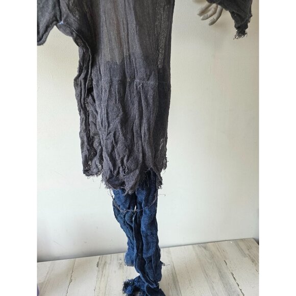 Hanging zombie Halloween prop life size scary skull - Picture 9 of 11